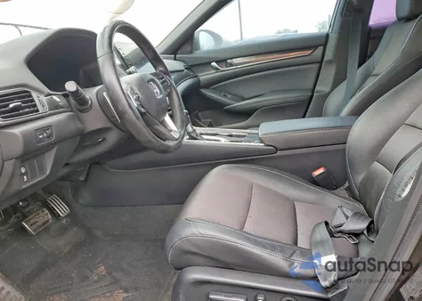 2020 Honda Accord Sport z USA, uszkodzony, nr VIN 1HGCV1F33LA135589